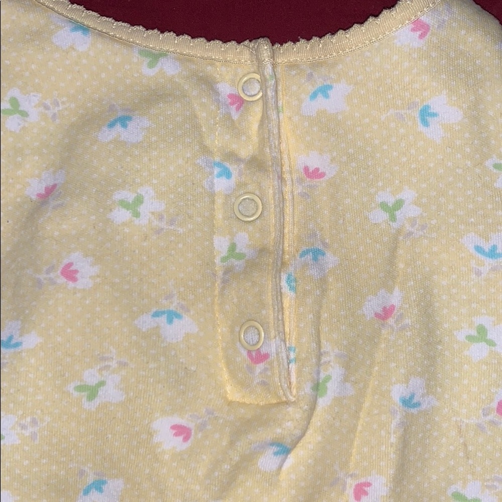 Infant clothes - Picture 3 of 3